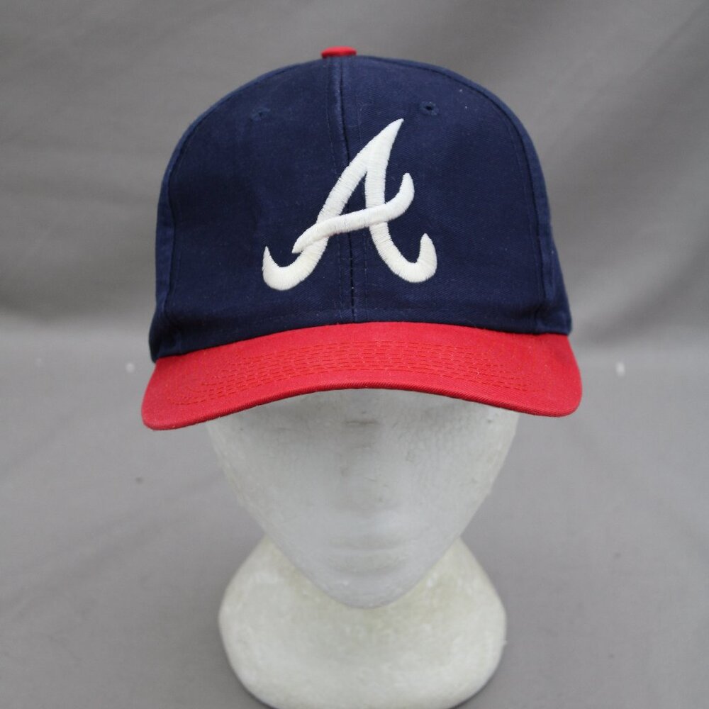 Atlanta Braves Hat (VTG) - 90s A logo Hat by Logo 7 - Adult Snapback
